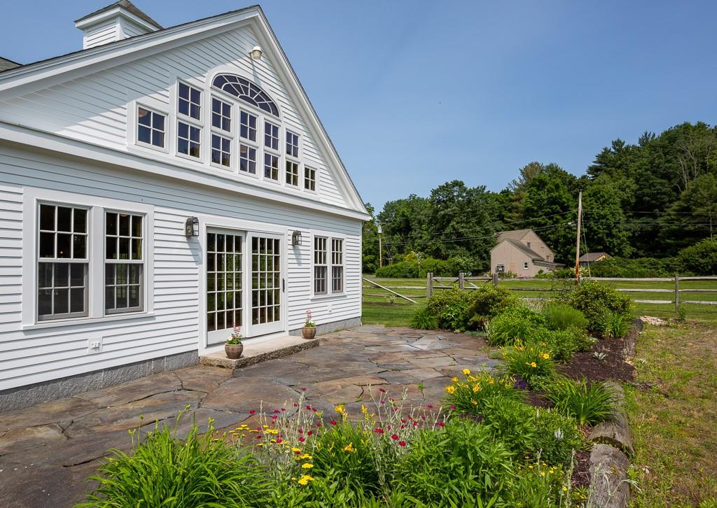 52 Old Bay Road Belchertown, MA 01007 - Photo 10 of 42 Gallery Image 10
