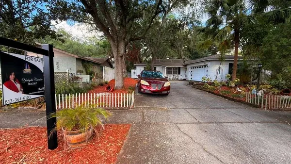 $321,500 | 1111 Bristolwood Street, Brandon, FL 33510