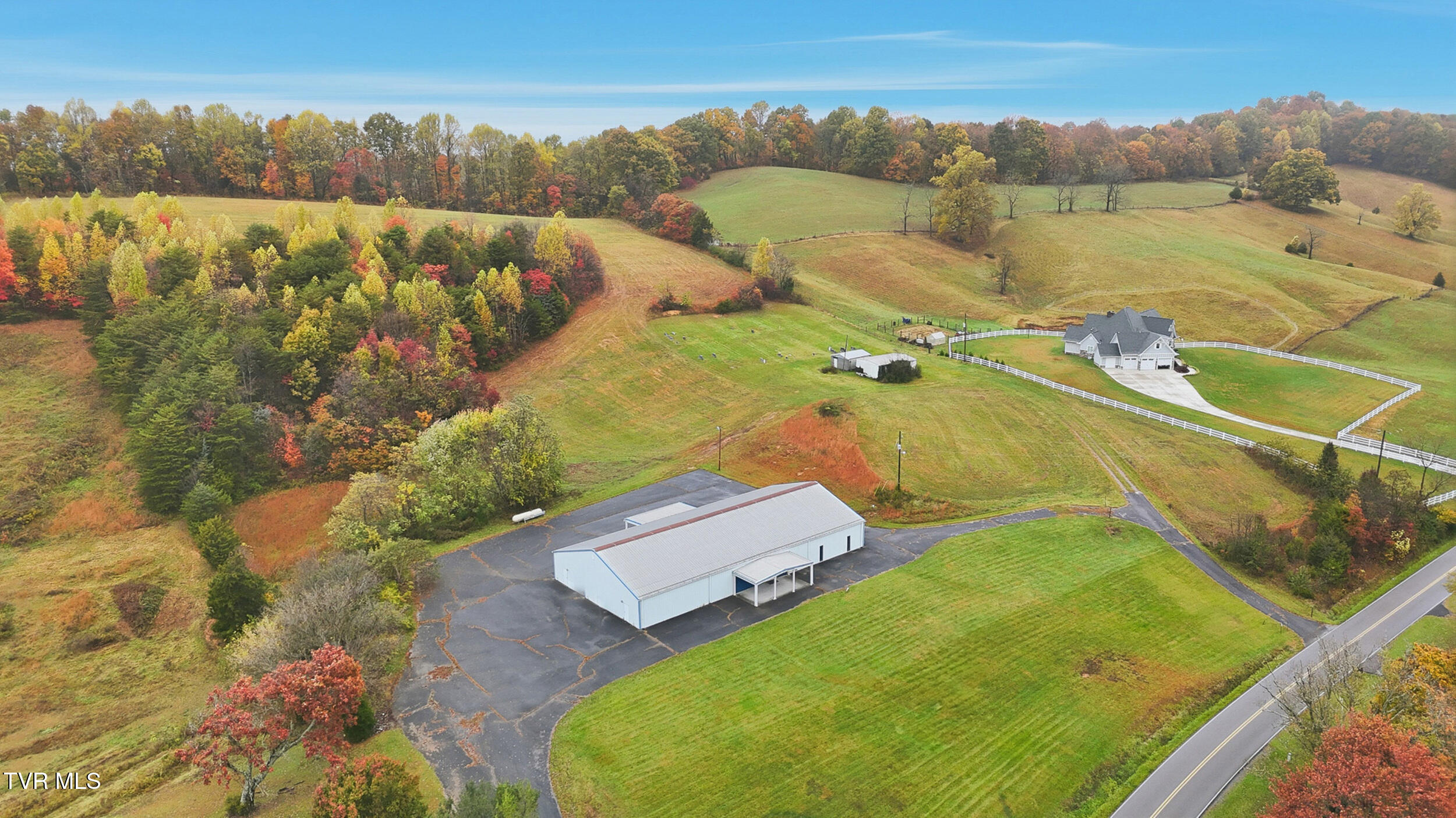 480 Fordtown Road Fall Branch, TN 37656 - Photo 6 of 33 27_dji_20251030101714_0475_d