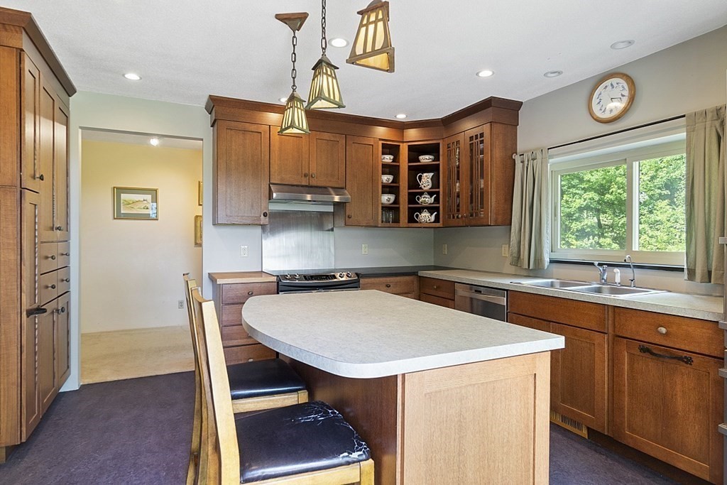 34 Floyd Hill Road Groton, MA 01450 - Photo 17 of 40 Gallery Image 17