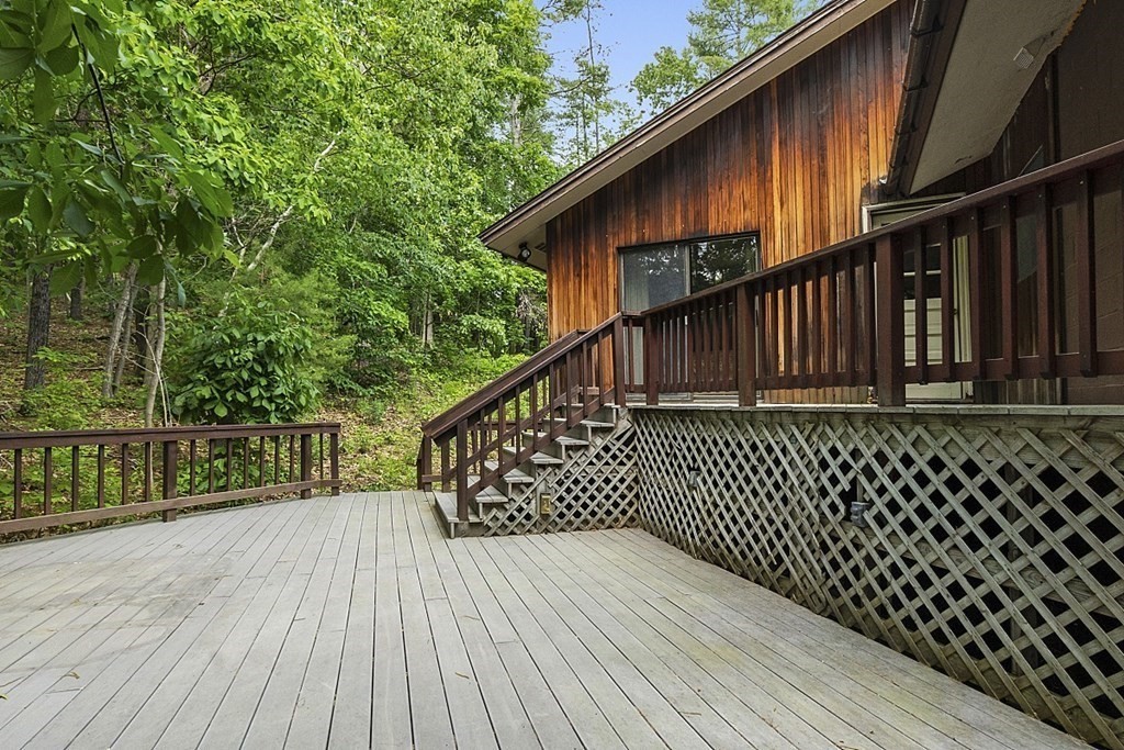 34 Floyd Hill Road Groton, MA 01450 - Photo 7 of 40 Gallery Image 7