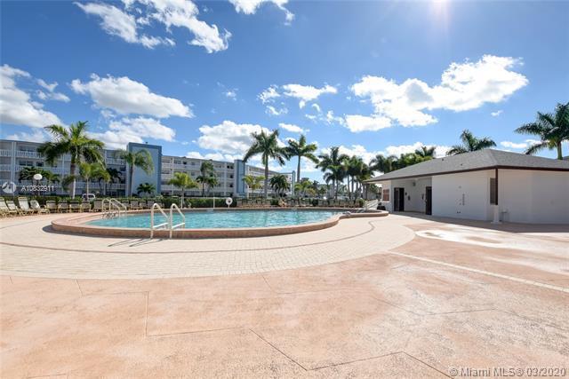 130 Brighton D Boca Raton, FL 33434 - Photo 12 of 36 Brighton Pool