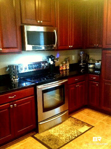 22068 Garland Loop Silverhill, AL 36576 - Photo 3 of 25 stainless Steel appl