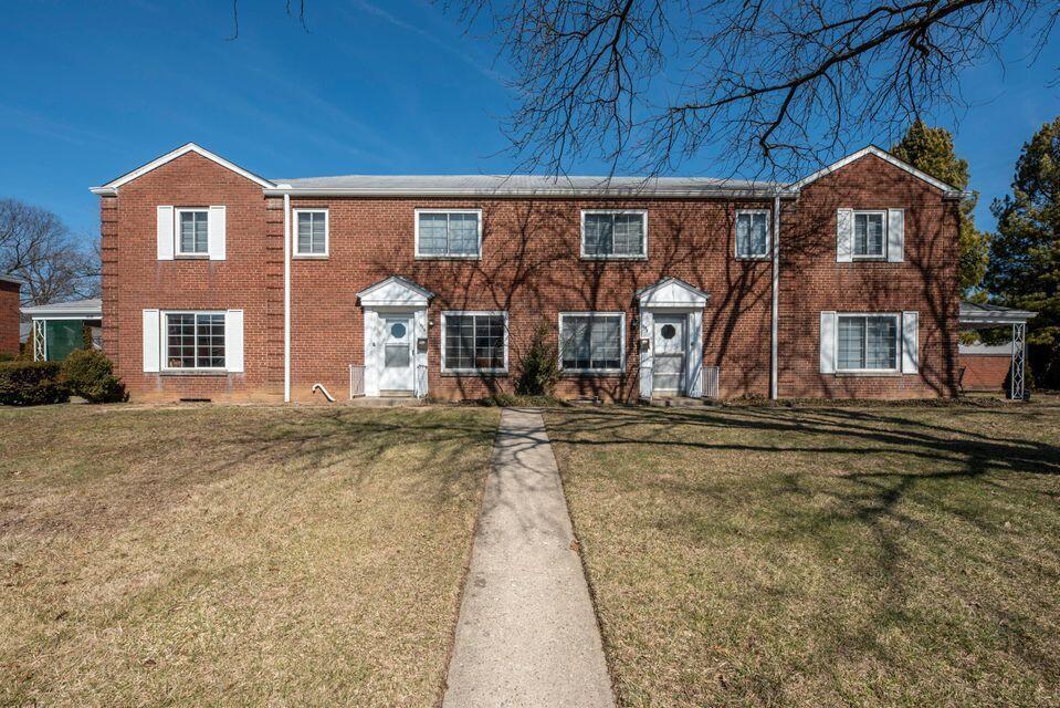 1532 Waltham Road Columbus, OH 43221 - Photo 1 of 16 20220309171140738812000000-o