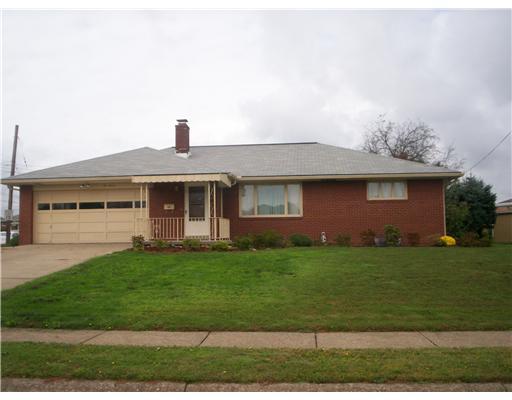 511 Ritchie Place Aliquippa, PA 15001 - Photo 1 of 12 Exterior Front.