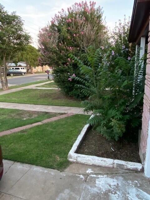 2104 Date Avenue Lubbock, TX 79404 - Photo 5 of 25 530775fa-32a8-4bf5-8135-4c0a65809819