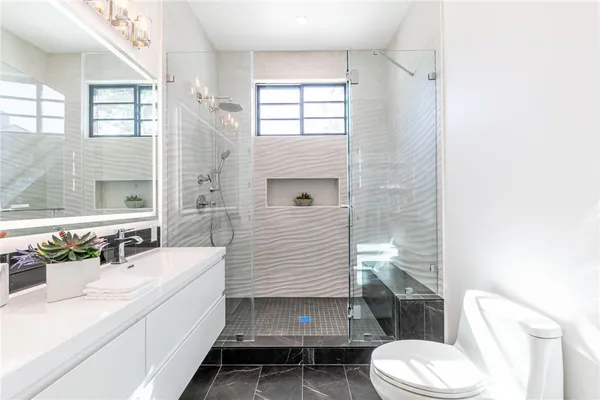 $3,895,000 | 20171 Bayview Avenue, Newport Beach, CA 92660