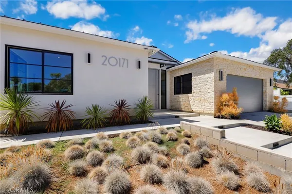 $3,895,000 | 20171 Bayview Avenue, Newport Beach, CA 92660