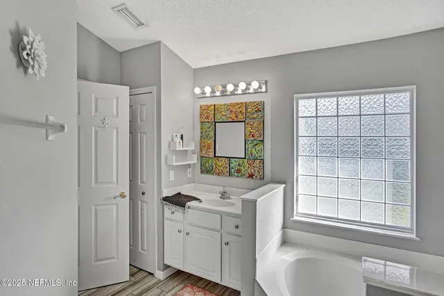 $335,000 | 20 Woodholme Lane, Palm Coast, FL 32164