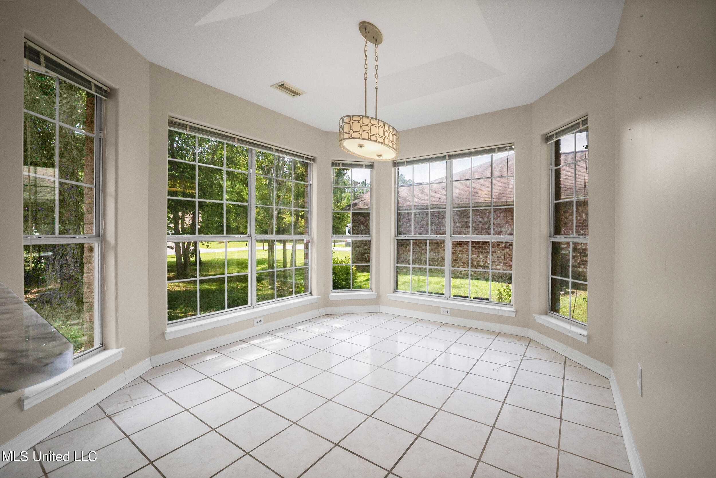 8004 Martin Bluff Road Gautier, MS 39553 - Photo 5 of 9 8004 Martin Bluff Rd_CPM_058