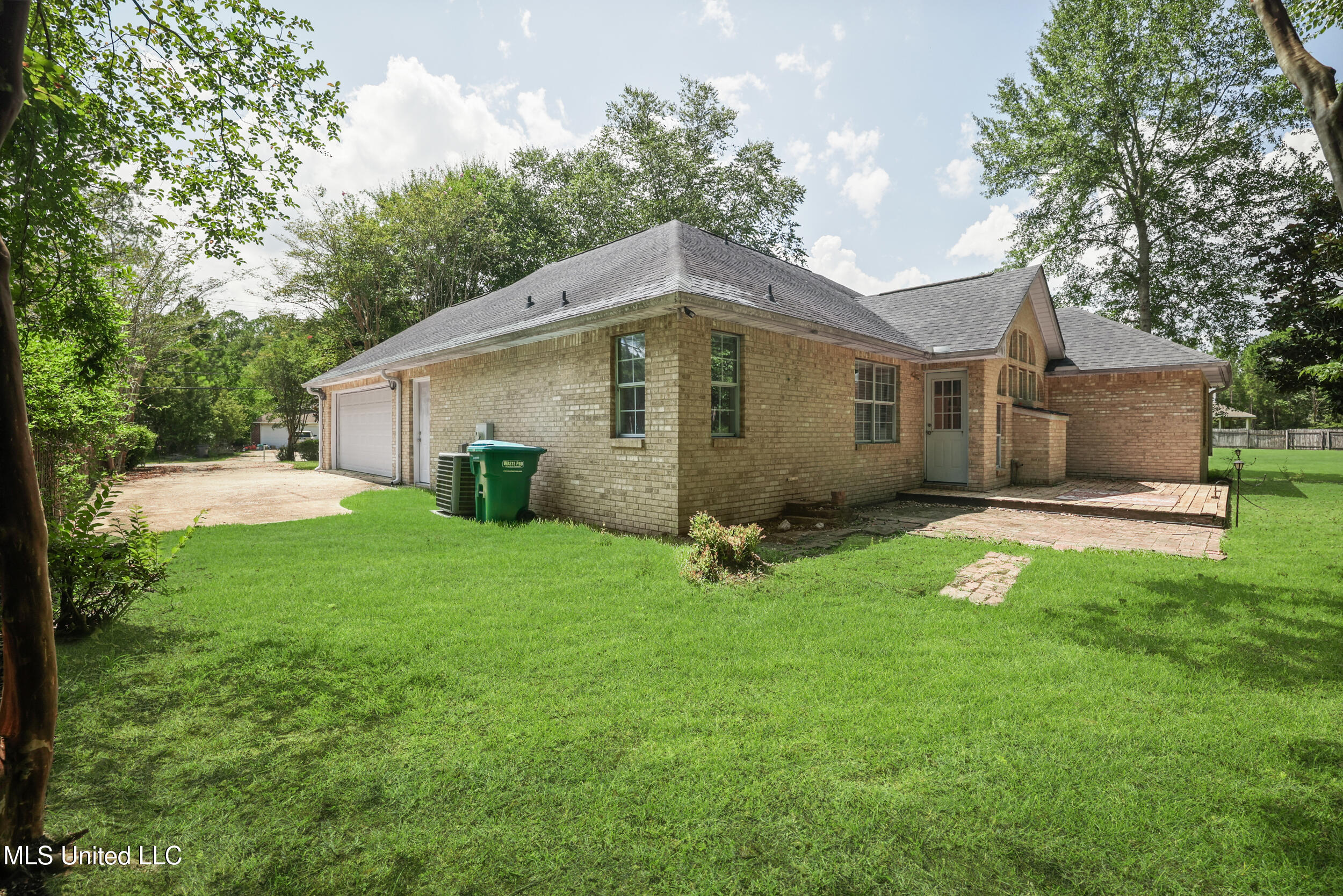8004 Martin Bluff Road Gautier, MS 39553 - Photo 7 of 9 8004 Martin Bluff Rd_CPM_178