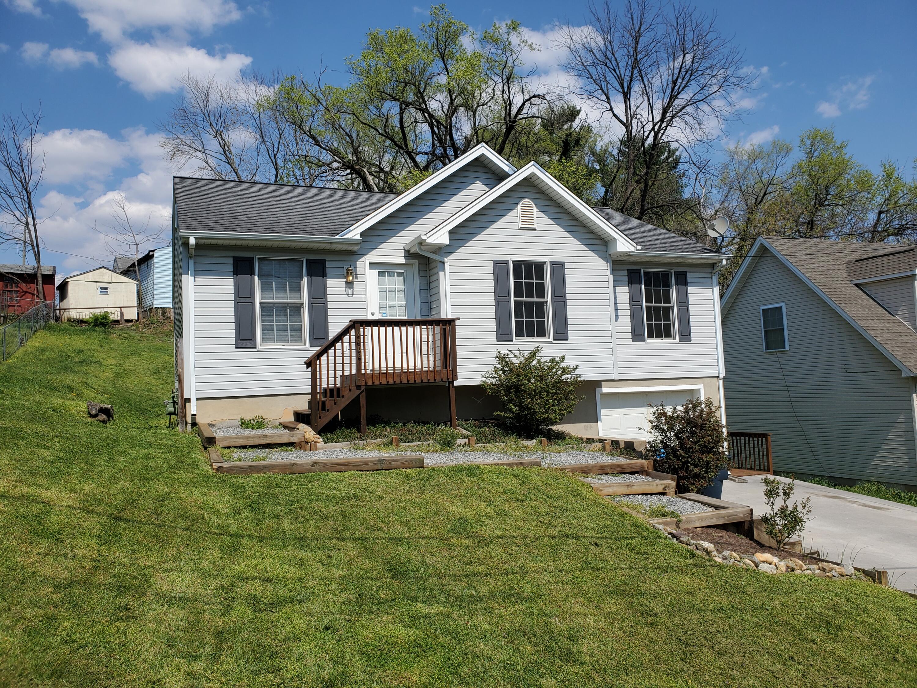 2608 Shull Road Northeast Roanoke, VA 24012 - Photo 1 of 22 Primary Front