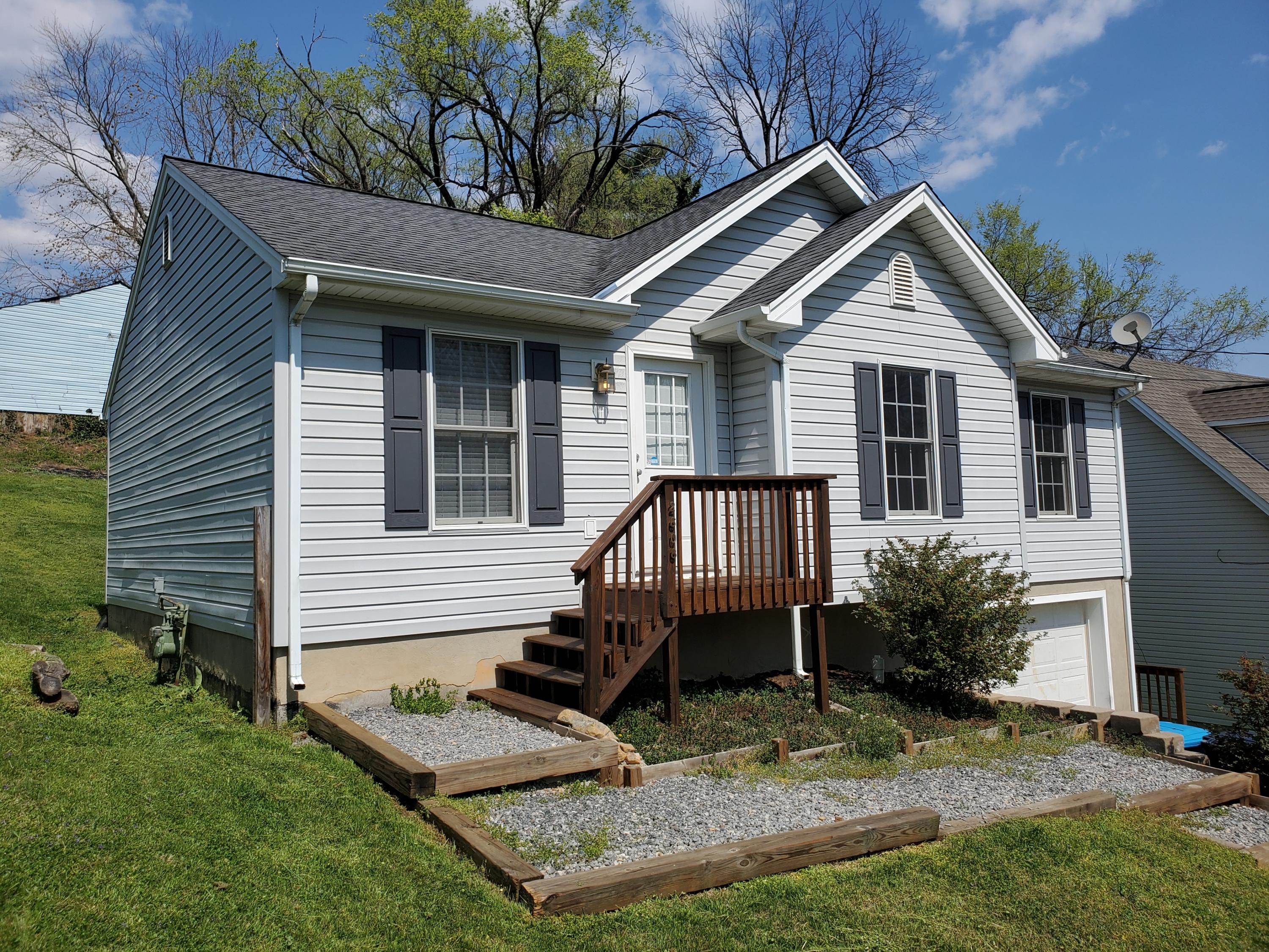 2608 Shull Road Northeast Roanoke, VA 24012 - Photo 2 of 22 20210407_120114