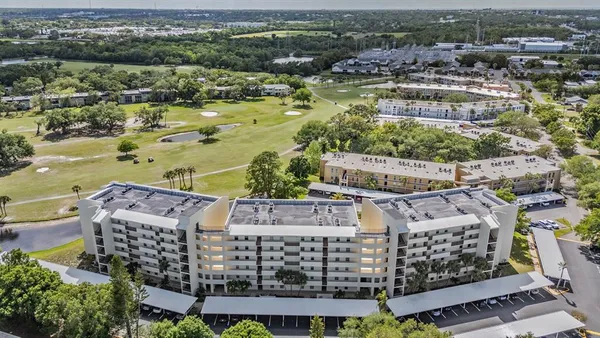 $199,900 | 225 Country Club Drive, Unit 1209, Largo, FL 33771