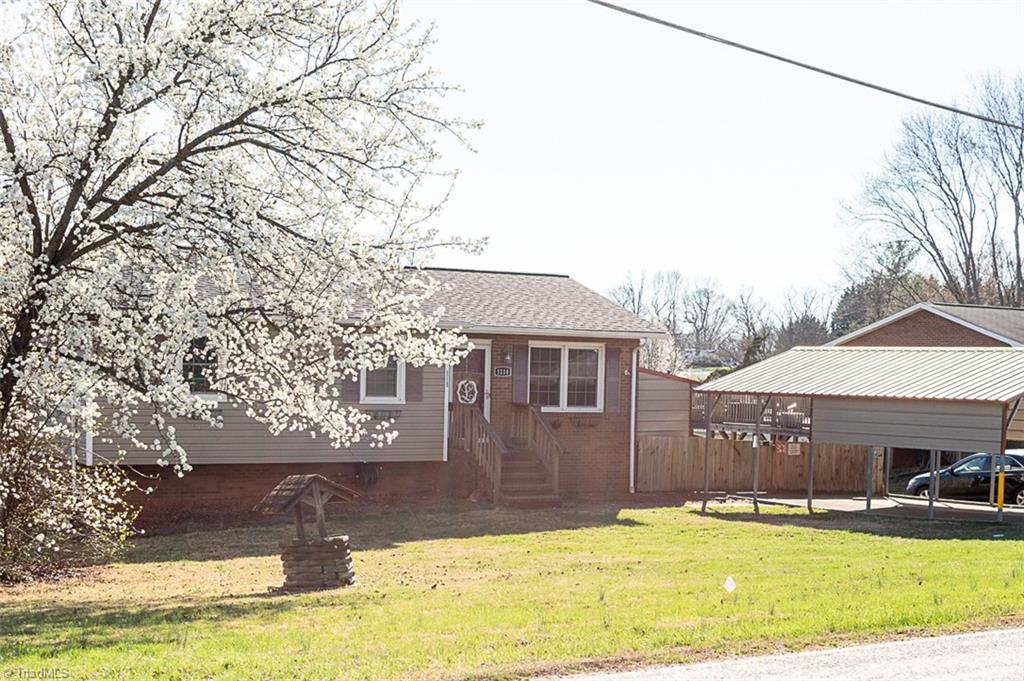 1114 Holly Springs Road Mount Airy, NC 27030 - Photo 3 of 20