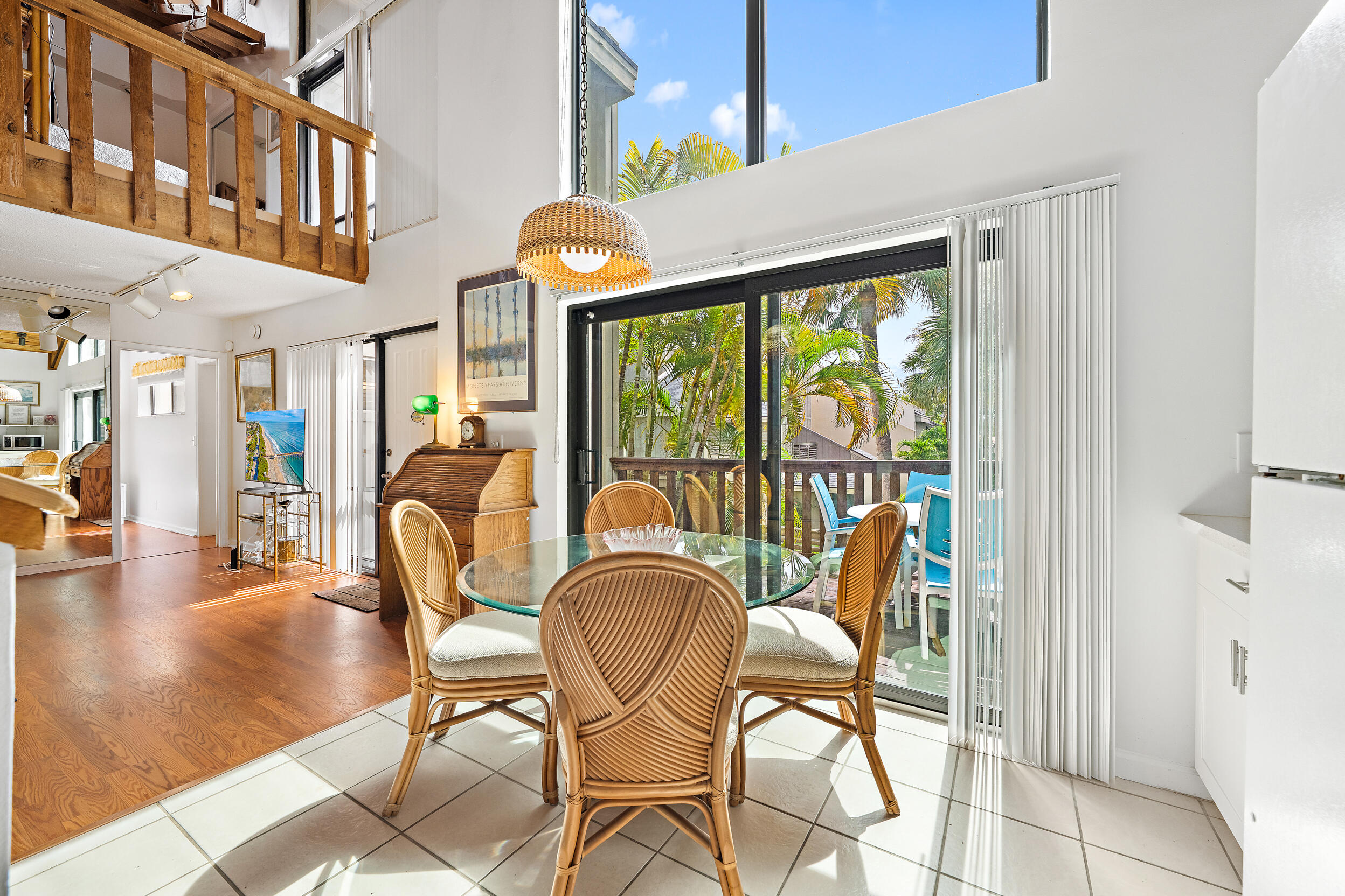 1605 U S 1, Unit 13G Jupiter, FL 33477 - Photo 7 of 23 Dining