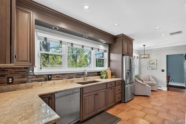 $629,999 | 73 Old Balmville Road, Newburgh, NY 12550