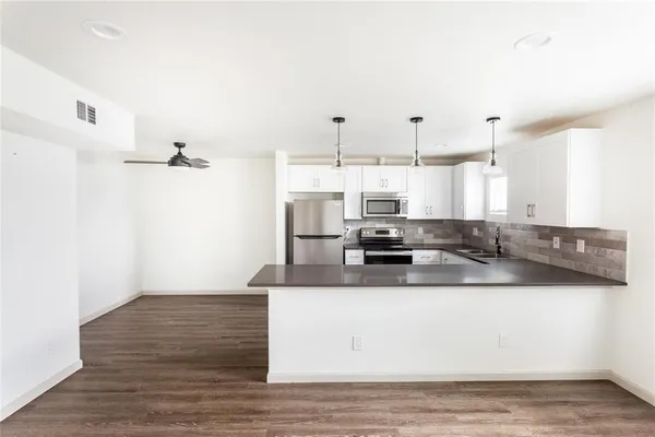 $1,175 | 4912 Gaston Avenue, Unit H, Dallas, TX 75214