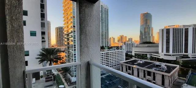 $4,490 | 500 Brickell Avenue, Unit 1507, Miami, FL 33131