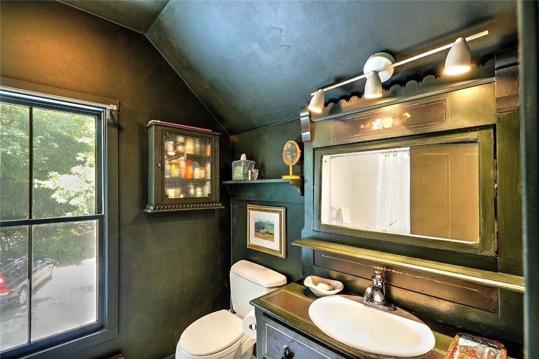 26 Bridge Street Warren, RI 02885 - Photo 23 of 42 Second Floor Full Bath/Walk-In Shower