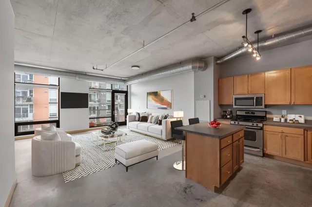 $2,100 | 720 North 4th Street, Unit 303, Minneapolis, MN 55401
