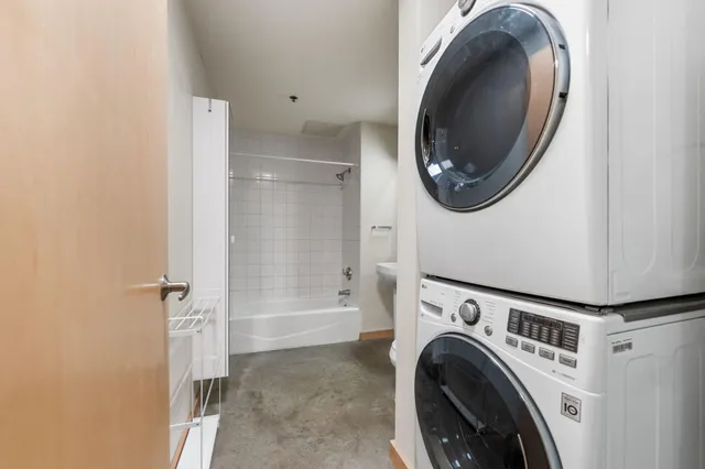 $2,100 | 720 North 4th Street, Unit 303, Minneapolis, MN 55401