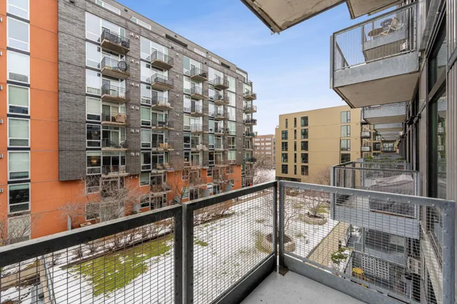 $2,100 | 720 North 4th Street, Unit 303, Minneapolis, MN 55401