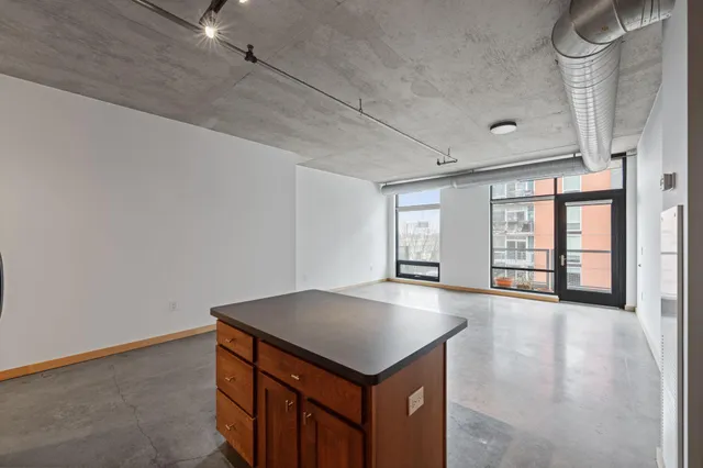 $2,100 | 720 North 4th Street, Unit 303, Minneapolis, MN 55401