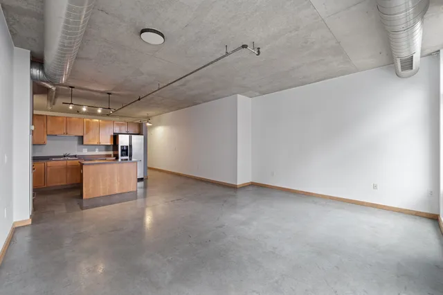 $2,100 | 720 North 4th Street, Unit 303, Minneapolis, MN 55401