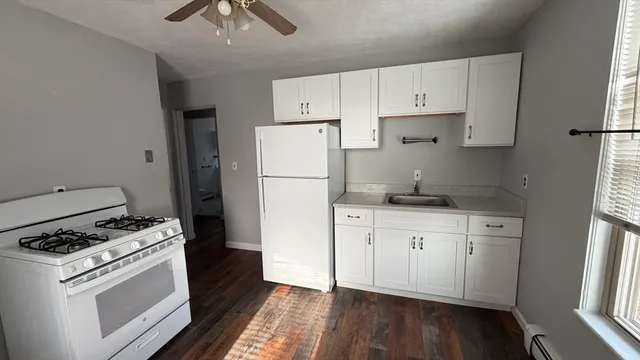 $1,700 | 119 Myrtle Street, Unit 2, Melrose, MA 02176