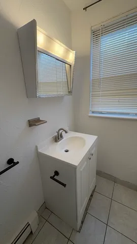 $1,700 | 119 Myrtle Street, Unit 2, Melrose, MA 02176