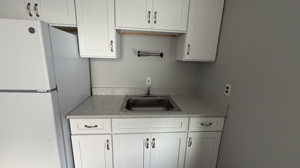 119 Myrtle Street, Unit 2 Melrose, MA 02176 - Photo 3 of 16