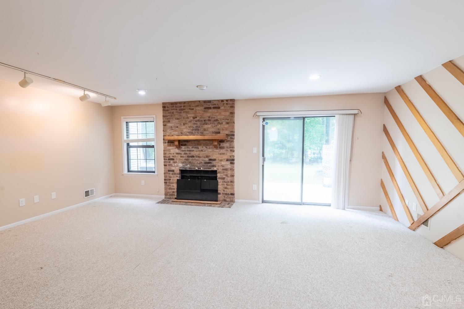 4602 Stonehedge Road Edison, NJ 08820 - Photo 17 of 87