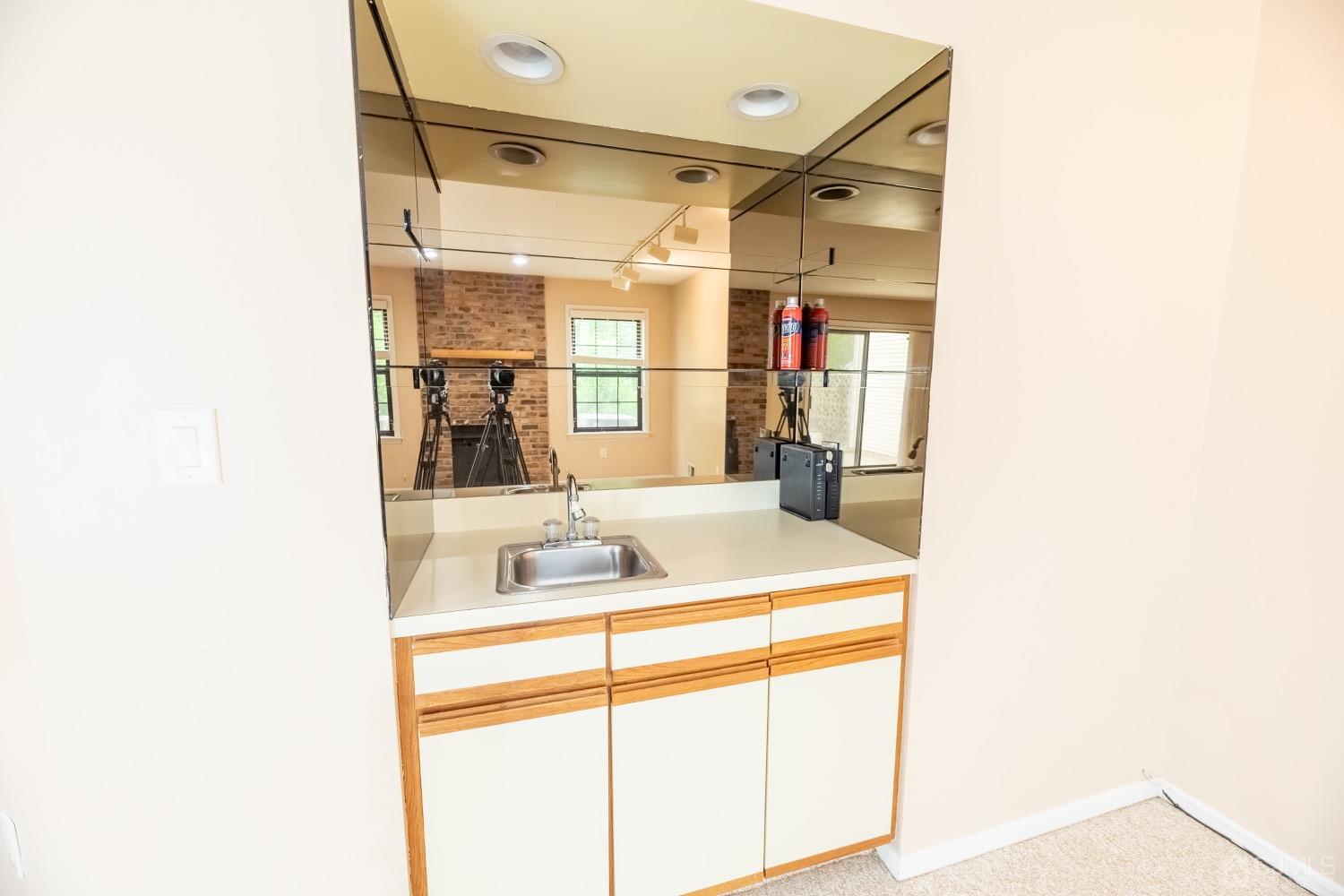 4602 Stonehedge Road Edison, NJ 08820 - Photo 20 of 87