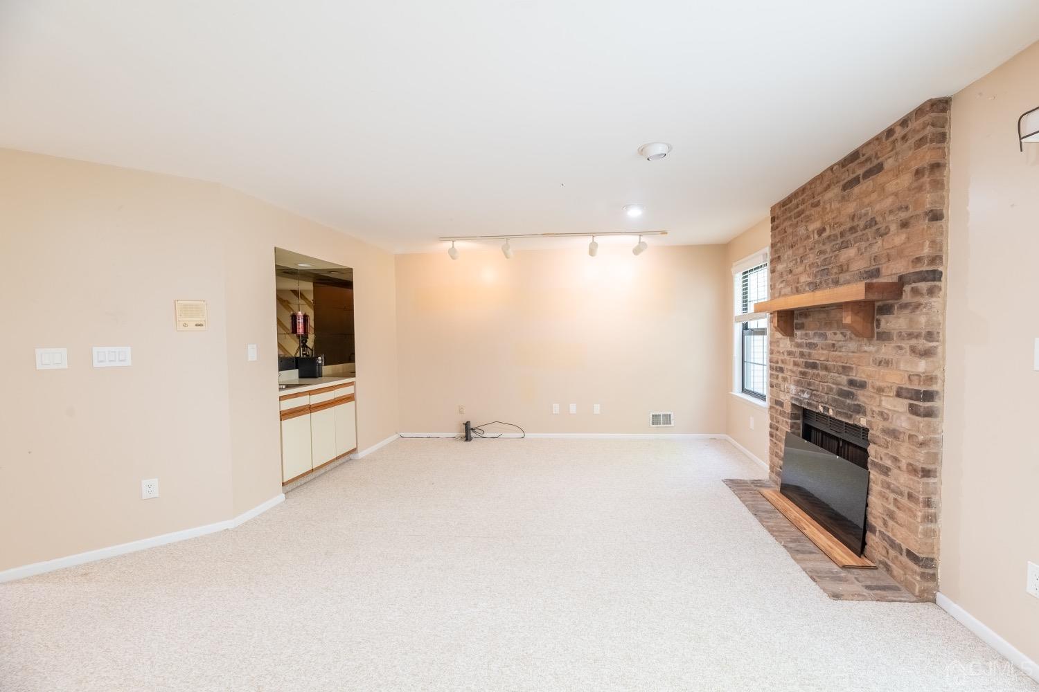 4602 Stonehedge Road Edison, NJ 08820 - Photo 24 of 87