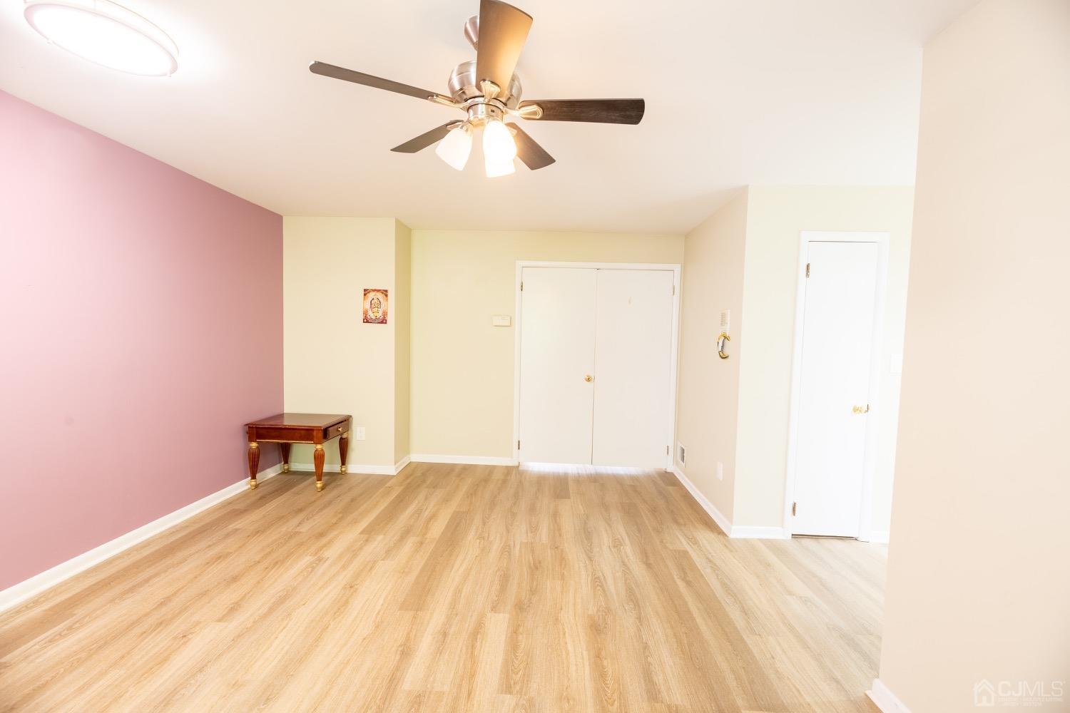 4602 Stonehedge Road Edison, NJ 08820 - Photo 52 of 87 a view of room with a ceiling fan