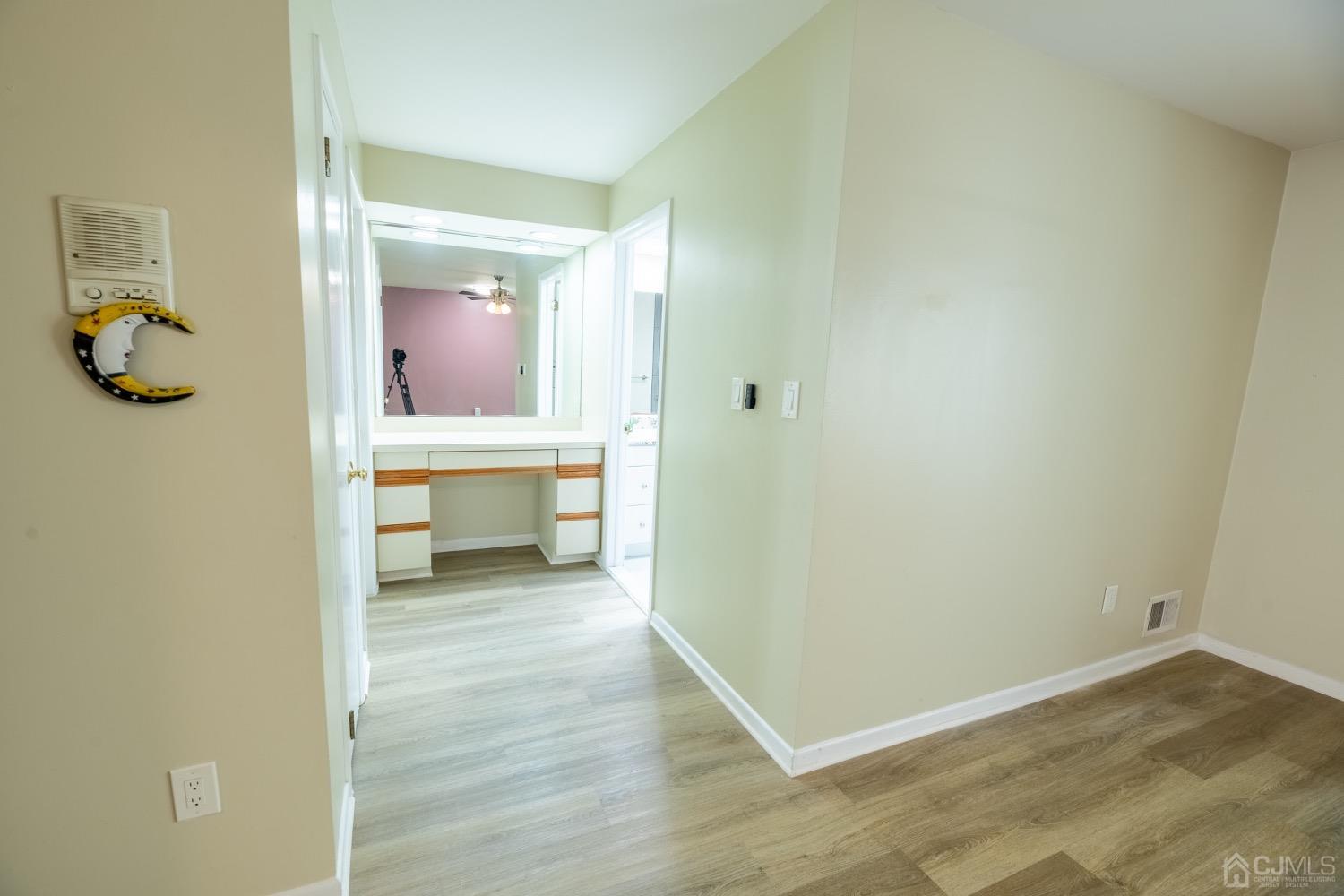 4602 Stonehedge Road Edison, NJ 08820 - Photo 54 of 87