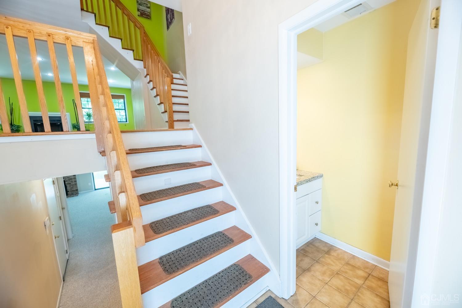 4602 Stonehedge Road Edison, NJ 08820 - Photo 9 of 87