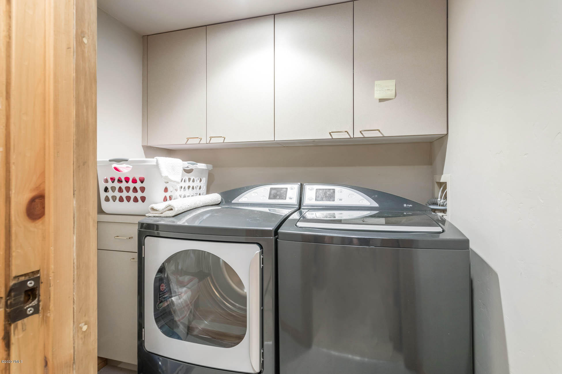 36 Fairway Lane Edwards, CO 81632 - Photo 23 of 37 a utility room with sink dryer and washer