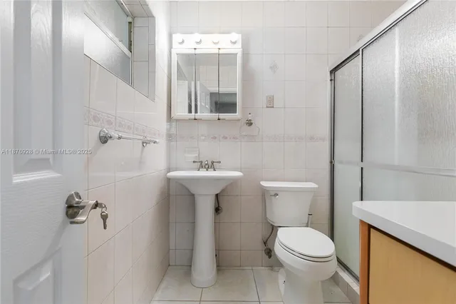 $649,900 | 1211 Northwest 179th Street, Miami Gardens, FL 33169