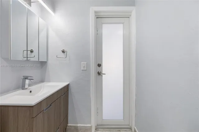 $649,900 | 1211 Northwest 179th Street, Miami Gardens, FL 33169