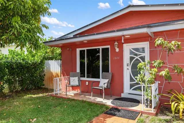 $649,900 | 1211 Northwest 179th Street, Miami Gardens, FL 33169