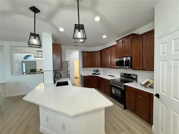 $469,900 | 11326 78th Street East, Parrish, FL 34219