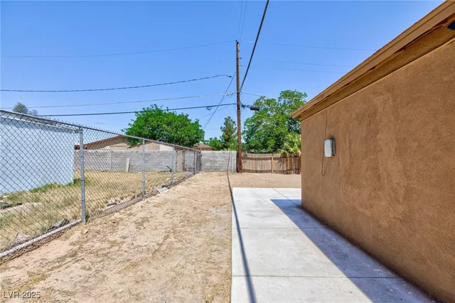 $2,500 | 4218 Fulton Place, Las Vegas, NV 89107