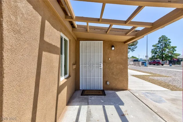 $2,500 | 4218 Fulton Place, Las Vegas, NV 89107