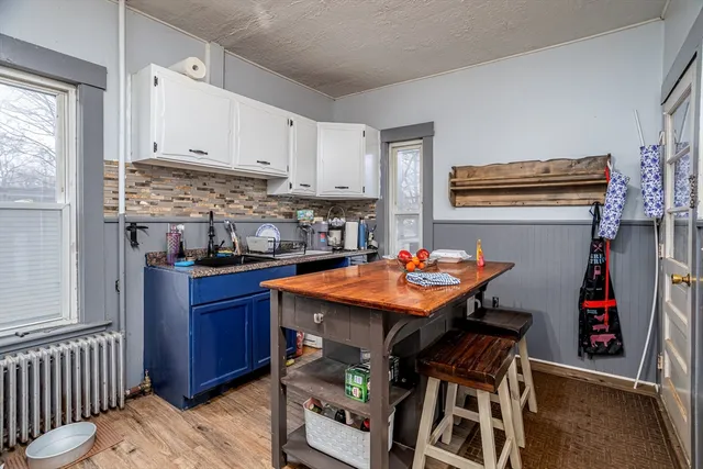 $299,999 | 20 Warren Street, Fitchburg, MA 01420