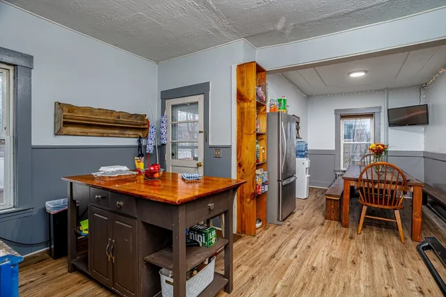 $299,999 | 20 Warren Street, Fitchburg, MA 01420