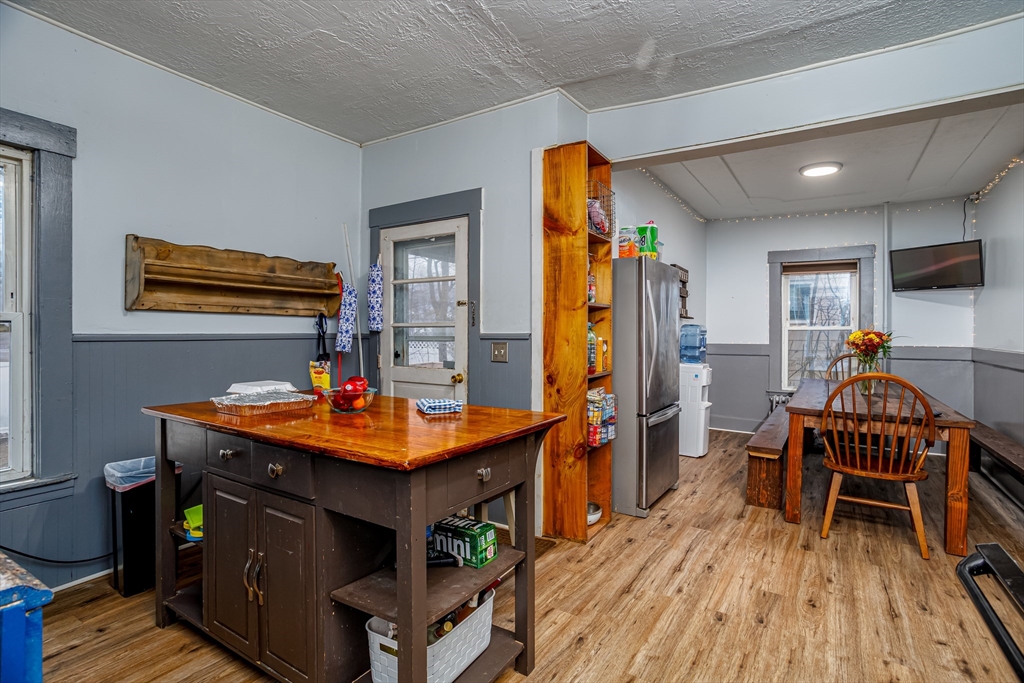 20 Warren Street Fitchburg, MA 01420 - Photo 18 of 39