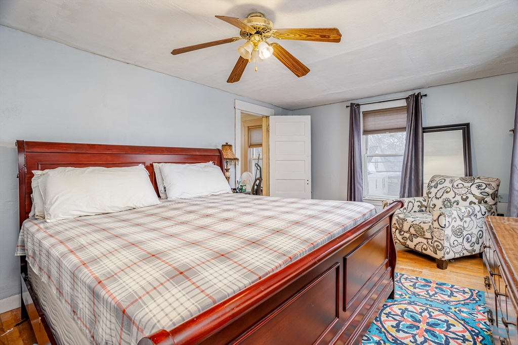 20 Warren Street Fitchburg, MA 01420 - Photo 21 of 39