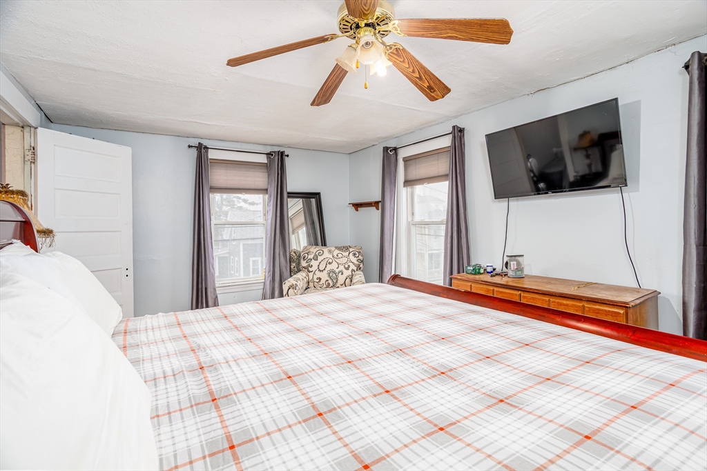 20 Warren Street Fitchburg, MA 01420 - Photo 26 of 39